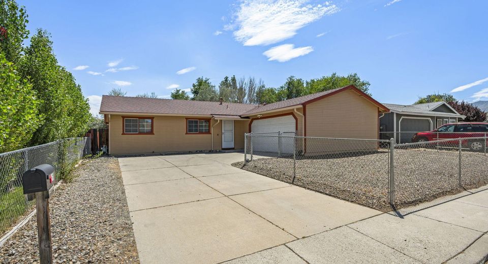 3651 Desatoya Drive, Carson City, NV 89701 Photo
