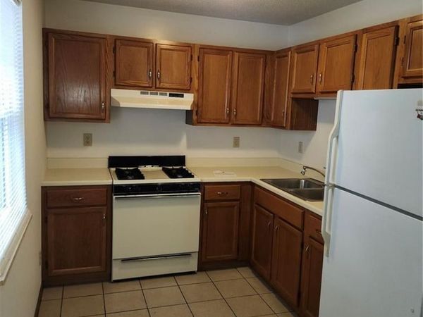 1649 Clawson Street, Alton, IL 62002