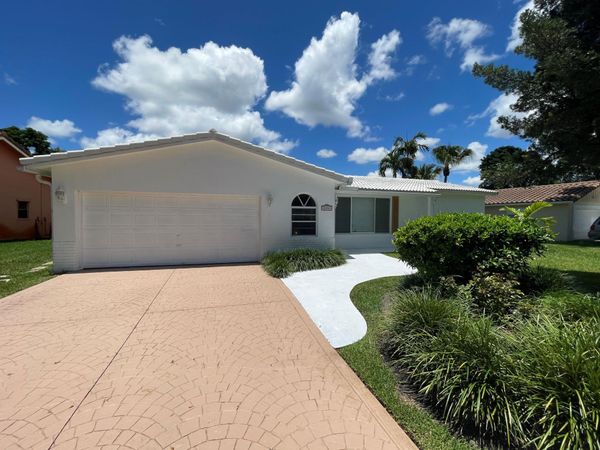 11261 NW 42ND Street, Coral Springs, FL 33065