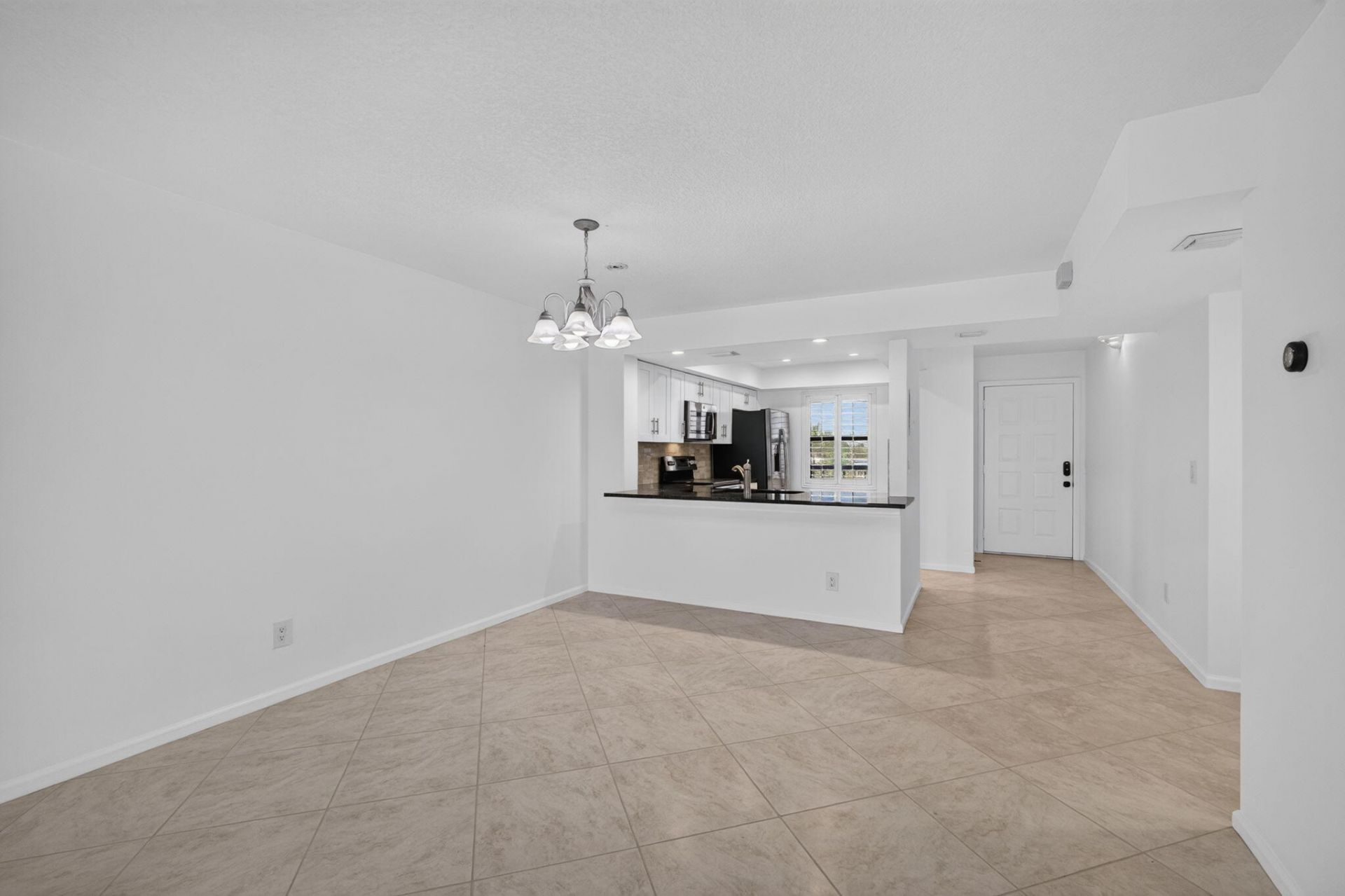 313 Lake Circle, Unit 311, North Palm Beach, FL 33408 Photo