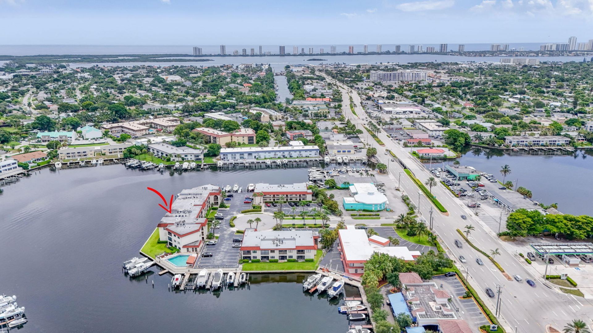 313 Lake Circle, Unit 311, North Palm Beach, FL 33408 Photo