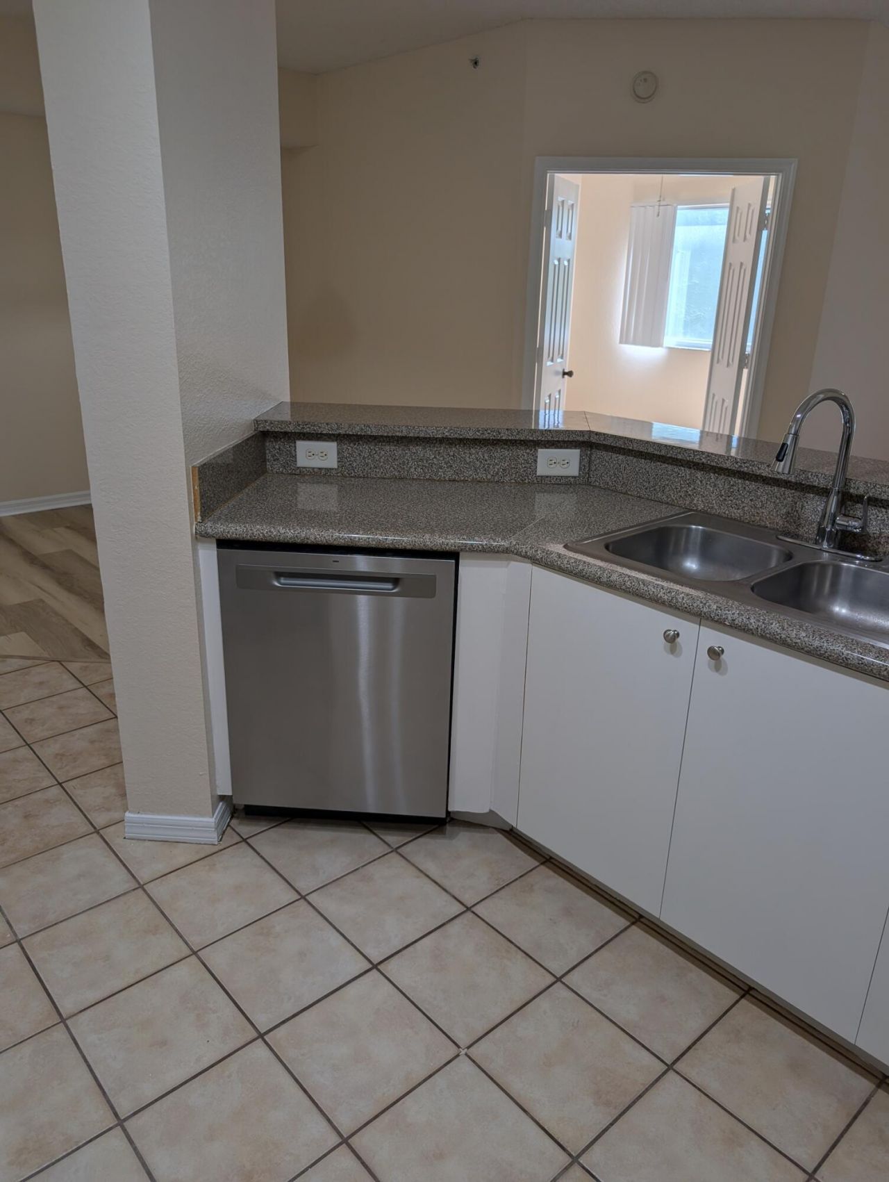 350 Crestwood Circle, Unit 201, Royal Palm Beach, FL 33411 Photo