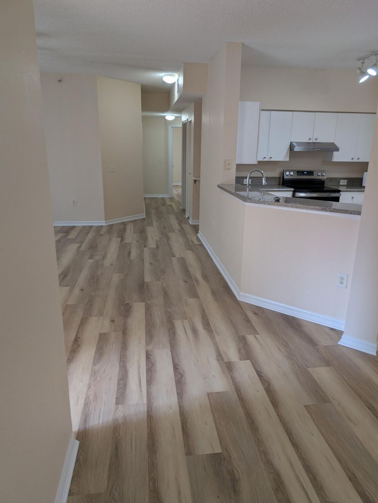 350 Crestwood Circle, Unit 201, Royal Palm Beach, FL 33411 Photo