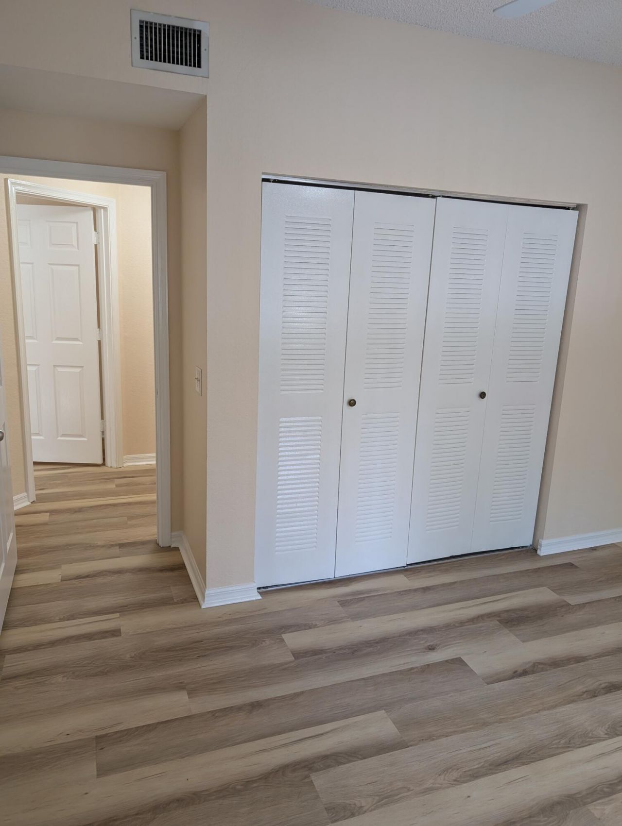 350 Crestwood Circle, Unit 201, Royal Palm Beach, FL 33411 Photo