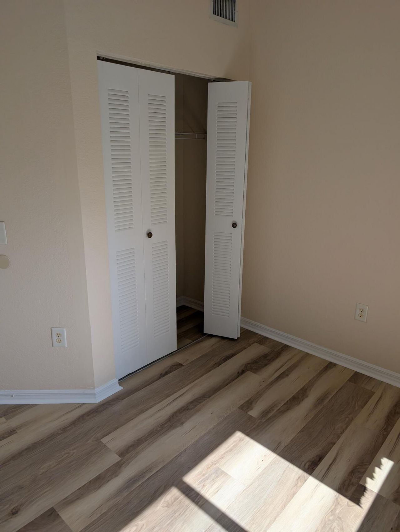 350 Crestwood Circle, Unit 201, Royal Palm Beach, FL 33411 Photo