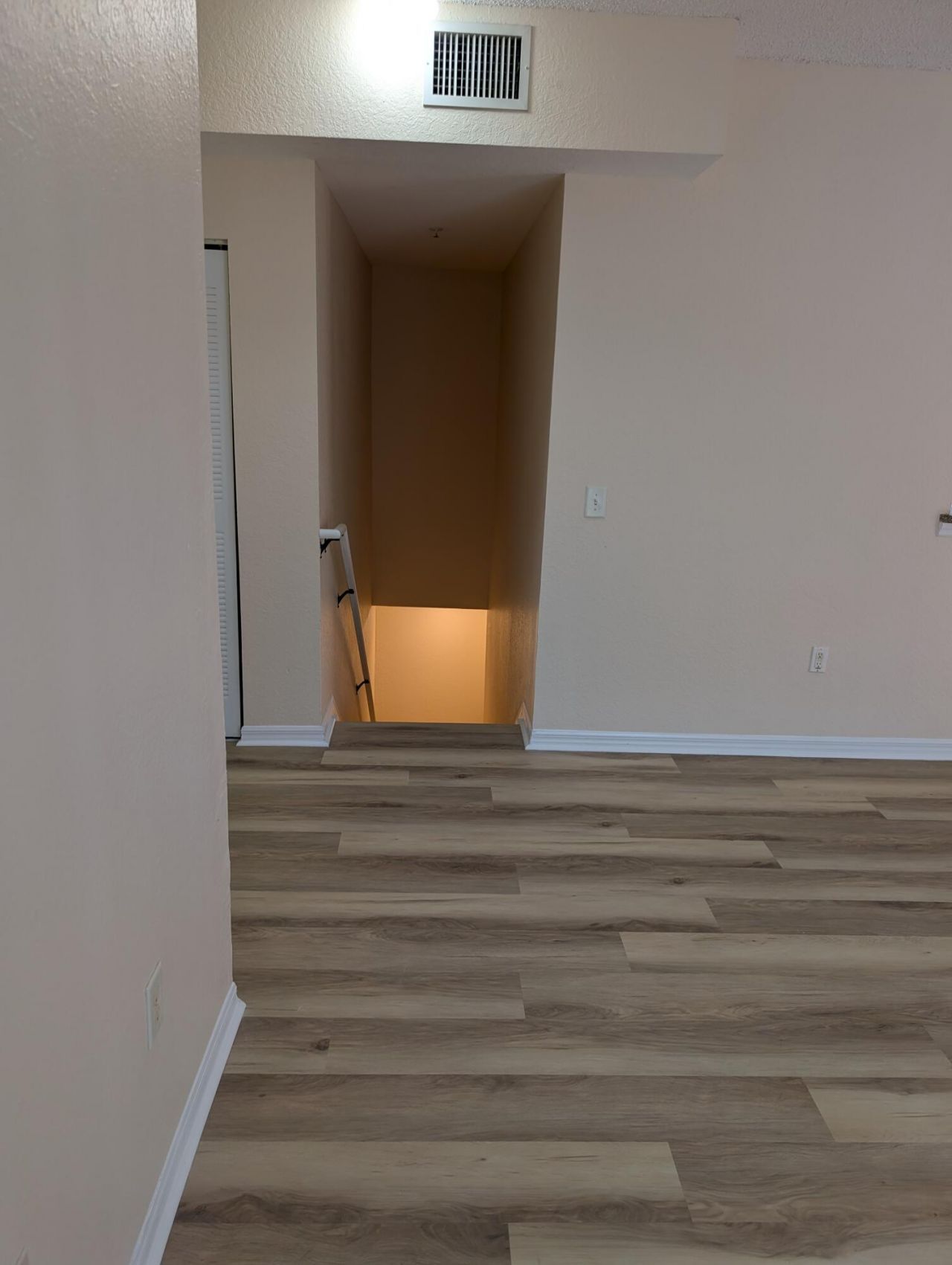 350 Crestwood Circle, Unit 201, Royal Palm Beach, FL 33411 Photo