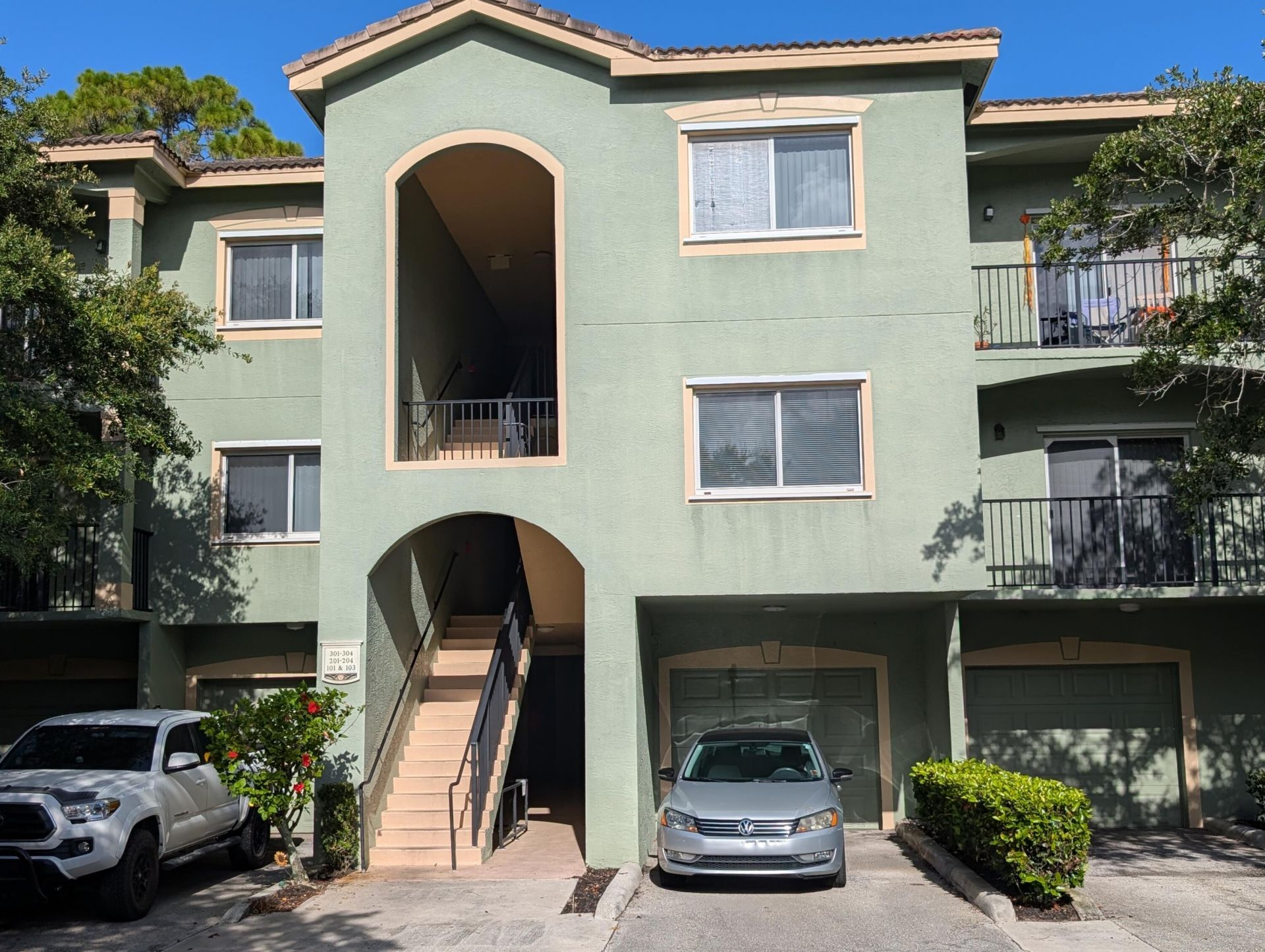 350 Crestwood Circle, Unit 201, Royal Palm Beach, FL 33411 Photo