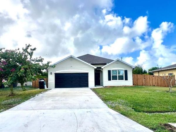 341 SW Ridgecrest Drive, Port St. Lucie, FL 34953