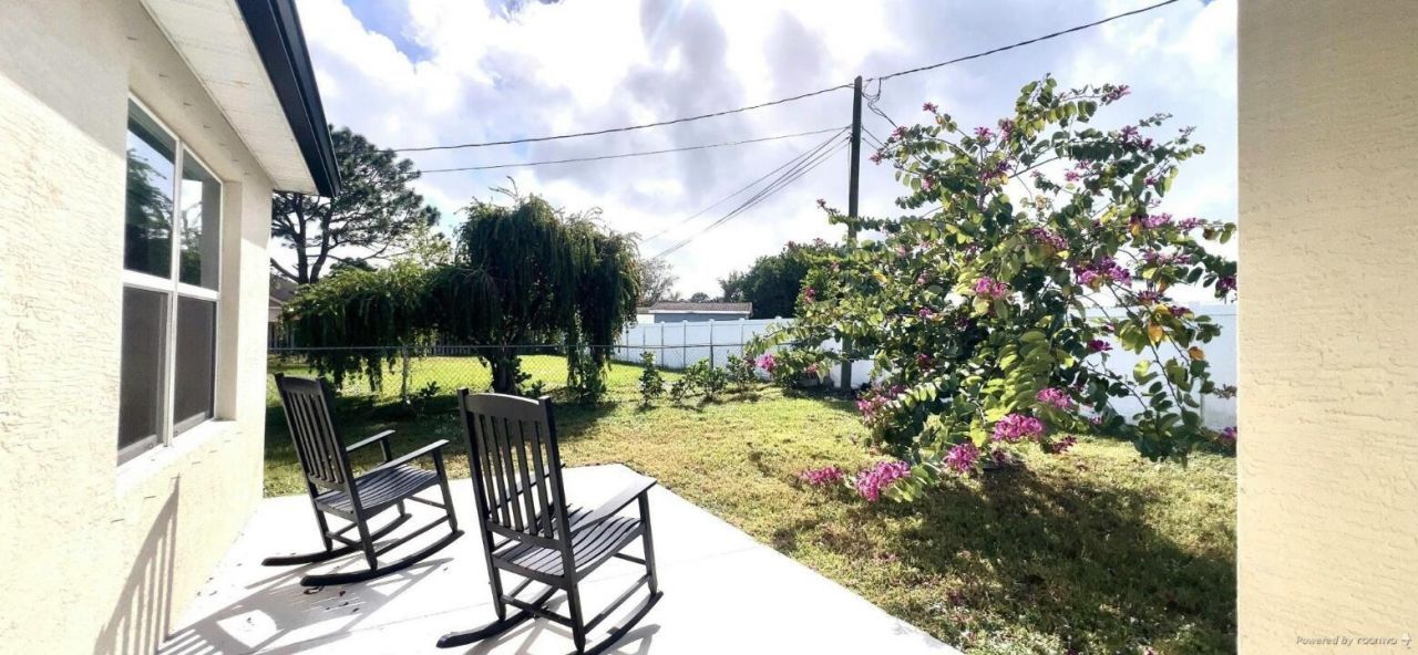 341 SW Ridgecrest Drive, Port Saint Lucie, FL 34953 Photo