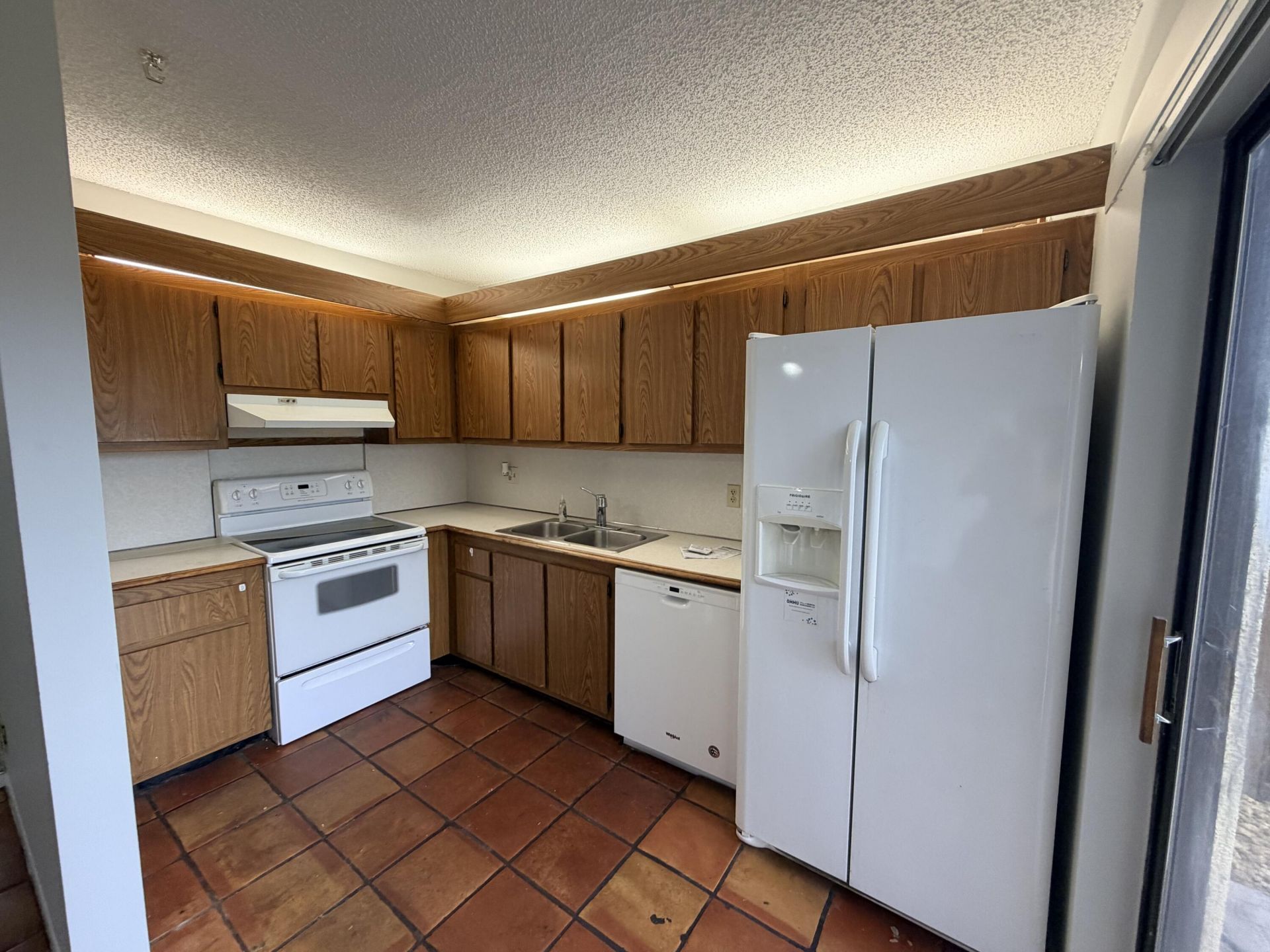 37 Lake Arbor Drive, Palm Springs, FL 33461 Photo