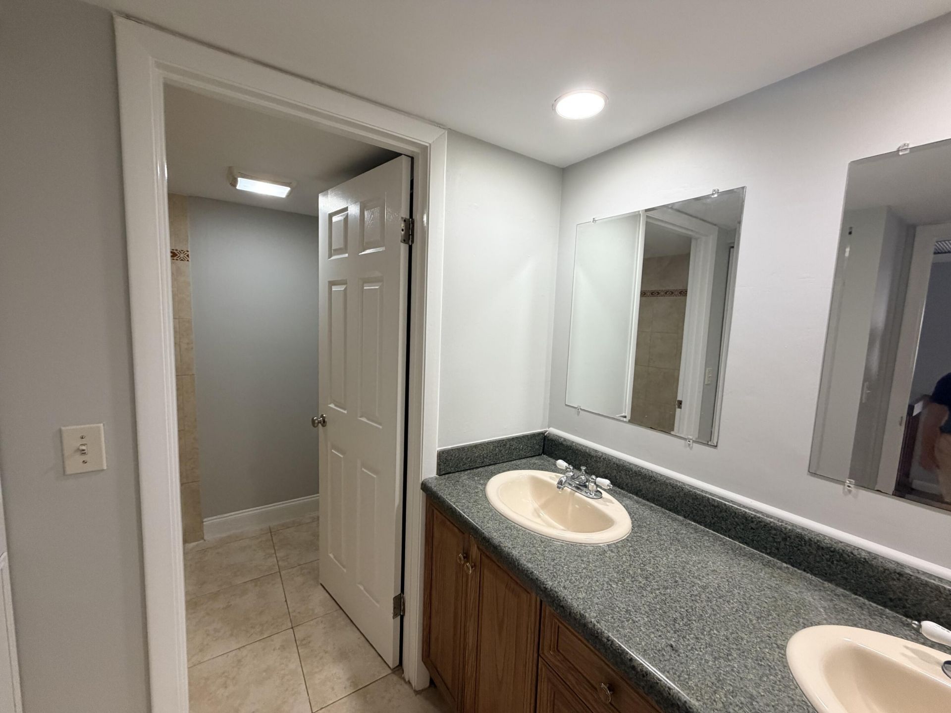 37 Lake Arbor Drive, Palm Springs, FL 33461 Photo
