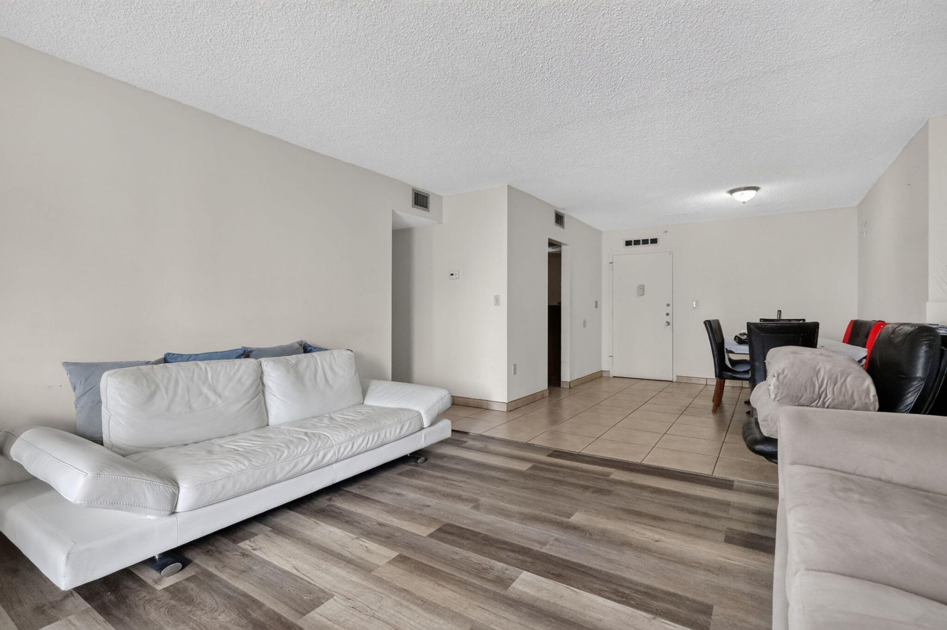 2780 NE 183rd Street, Unit 112, Aventura, FL 33160 Photo
