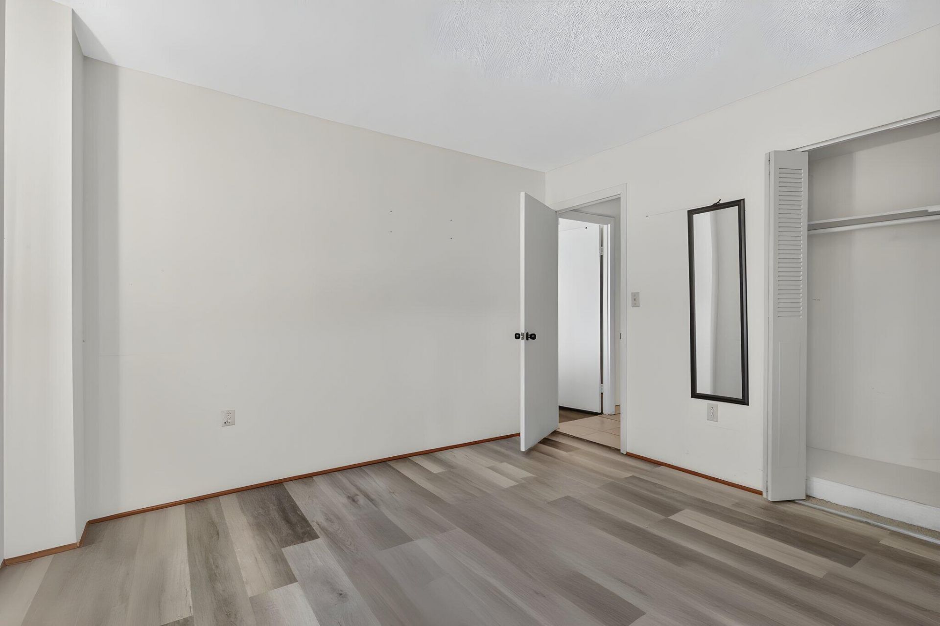 2780 NE 183rd Street, Unit 112, Aventura, FL 33160 Photo