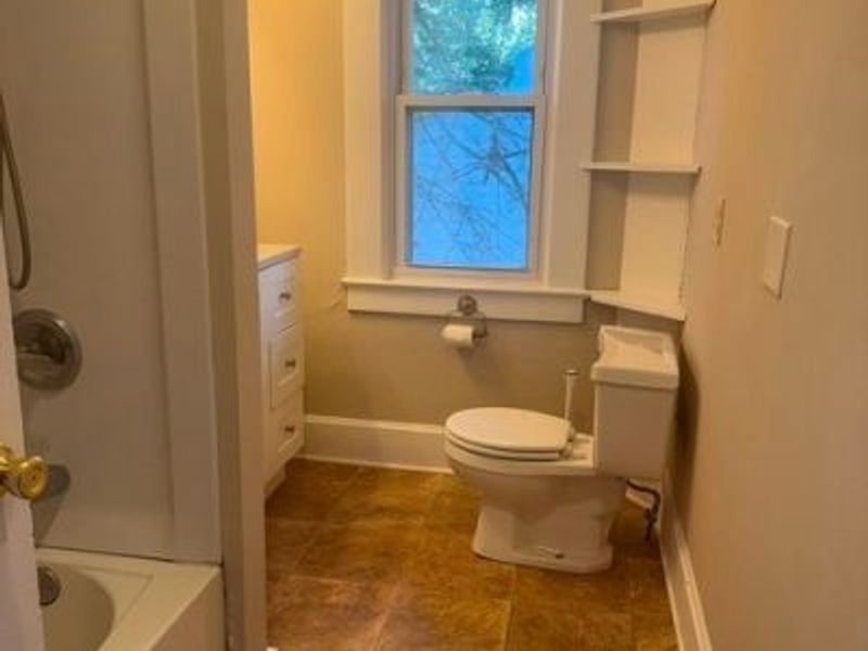 409 W Walnut Street, Mount Vernon, OH 43050 Photo 9