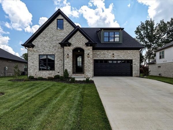 3496 Southall Boulevard , Bowling Green, KY 42101