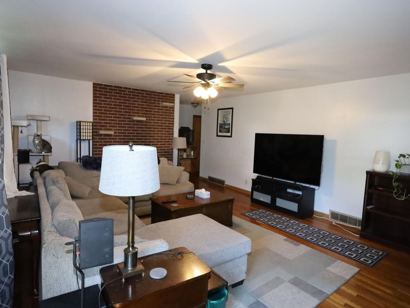 100 Teryl Drive, Mount Vernon, OH 43050 Photo 5