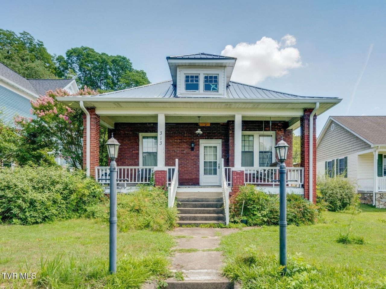 313 West Pine Street, Johnson City, TN 37604 Main Photo