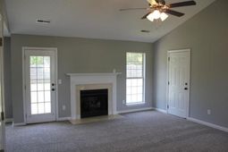 134 Ashdown Drive photo 4