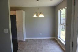 134 Ashdown Drive photo 4