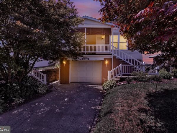 1221 BROADWAY BOULEVARD , READING, PA 19607