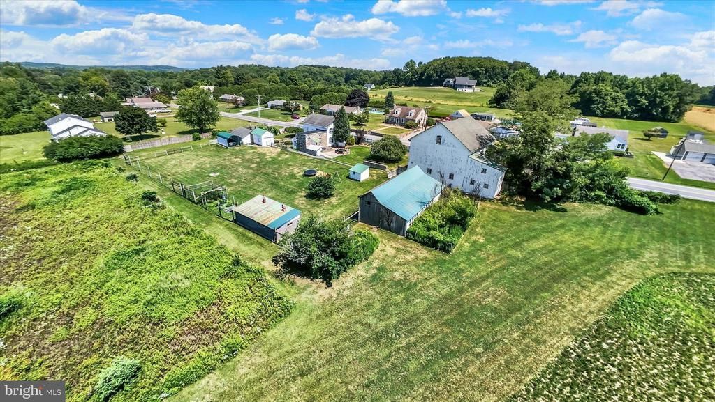 3440 PRICETOWN ROAD, FLEETWOOD, PA 19522