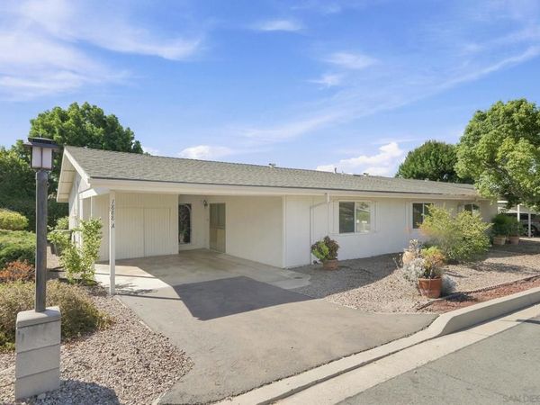1888 Fairway Park , Unit A, Escondido, CA 92026