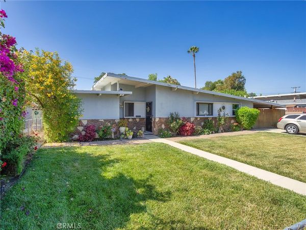 19420 Strathern Street , Reseda, CA 91335