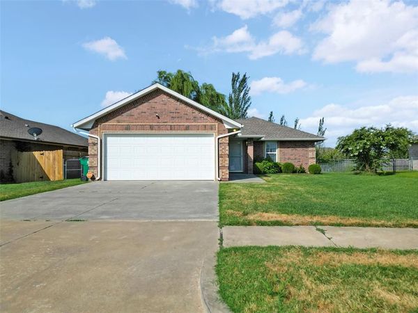 8513 N Phillips Avenue, Oklahoma City, OK 73114