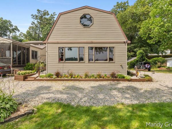 2858 Hall Street, Orleans, MI 48865