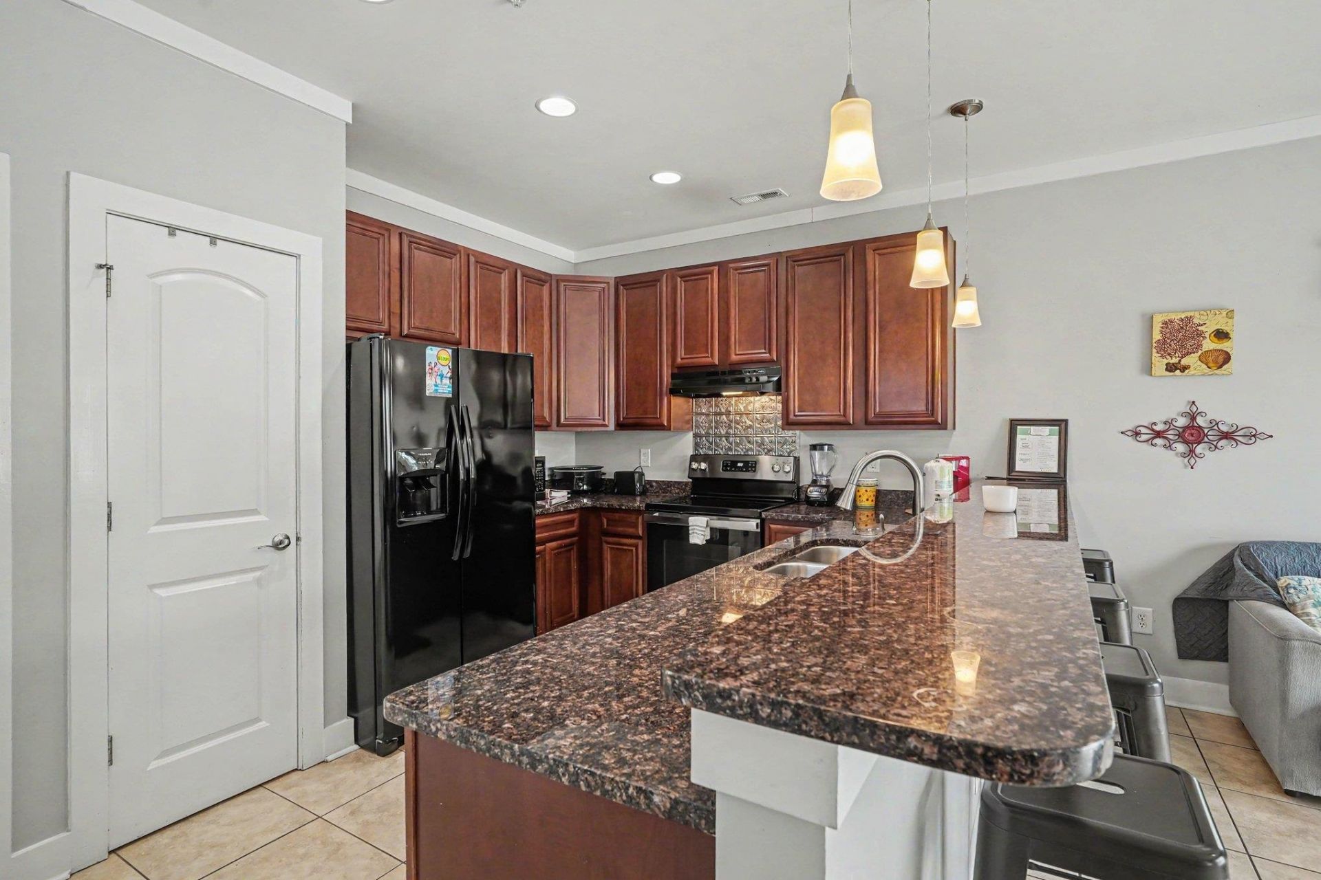 2741 Kashton Dr. Photo 5