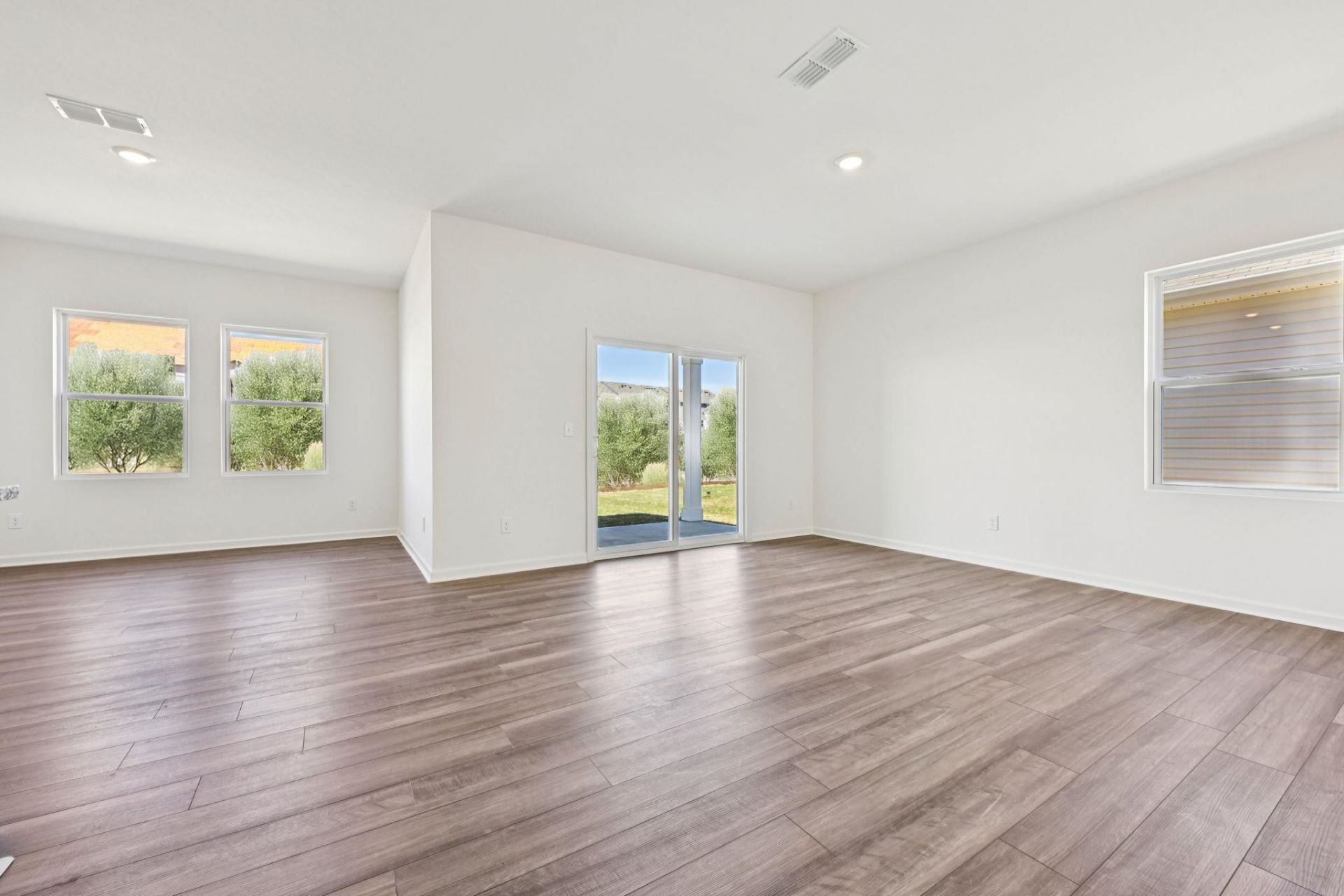 161 Covey Rise Dr  Photo 5