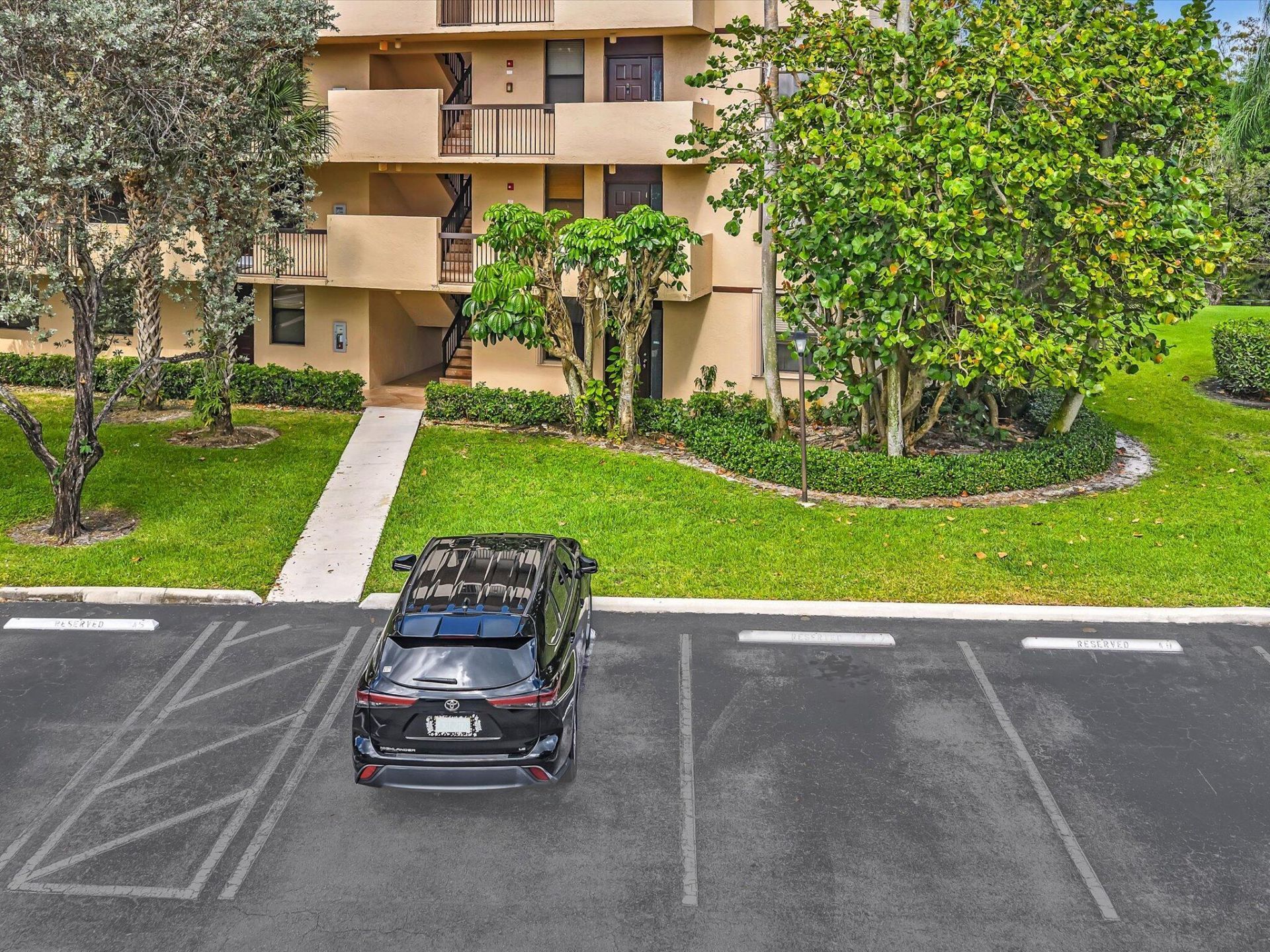 2659 Carambola Circle N, Unit 106, Coconut Creek, FL 33066 Photo