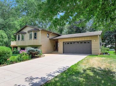22365 Circle Lane, Rogers, MN 55374