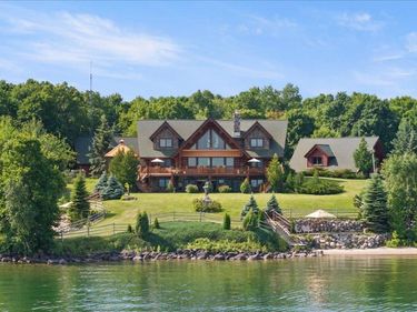 7127 Forestview Road NW, Walker, MN 56484
