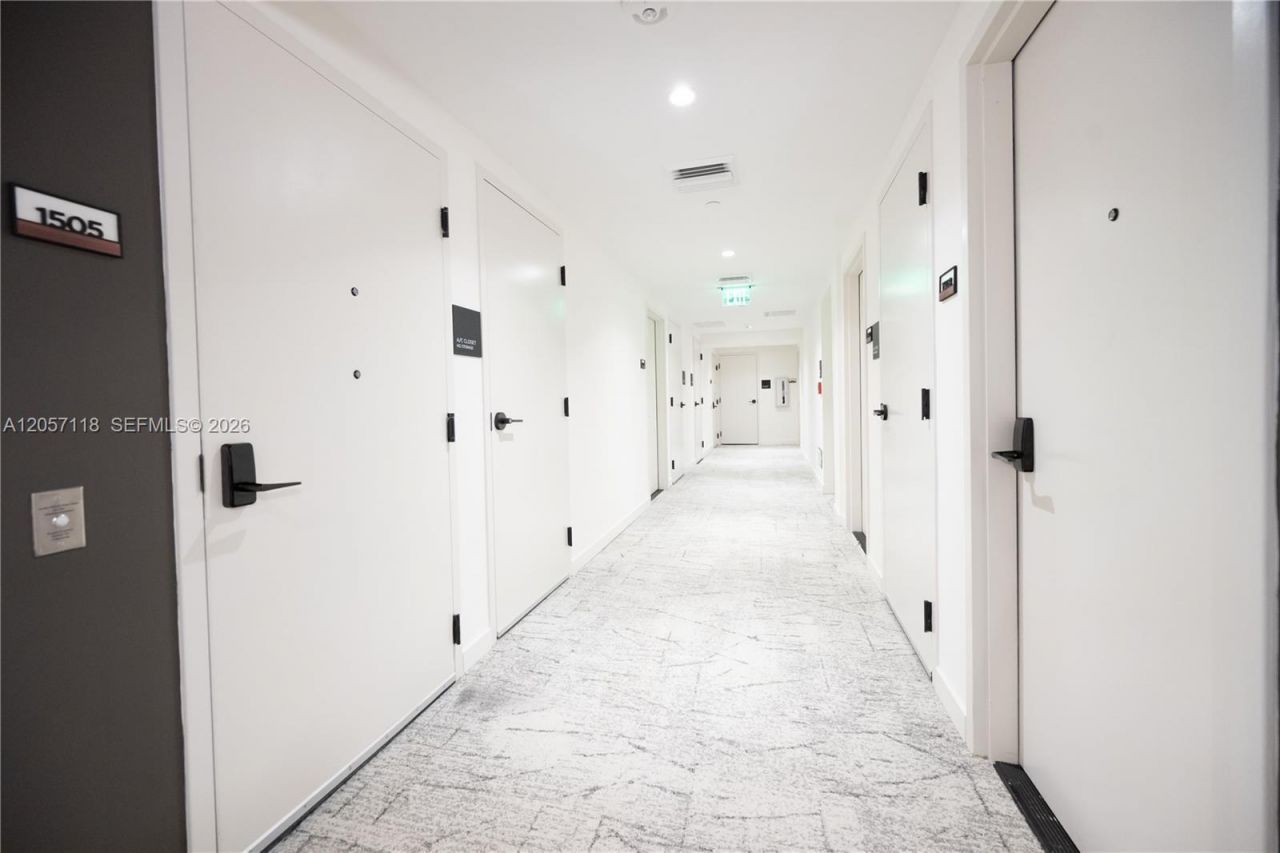 225 N Miami Ave, Unit 1505, Miami, FL 33128 Photo