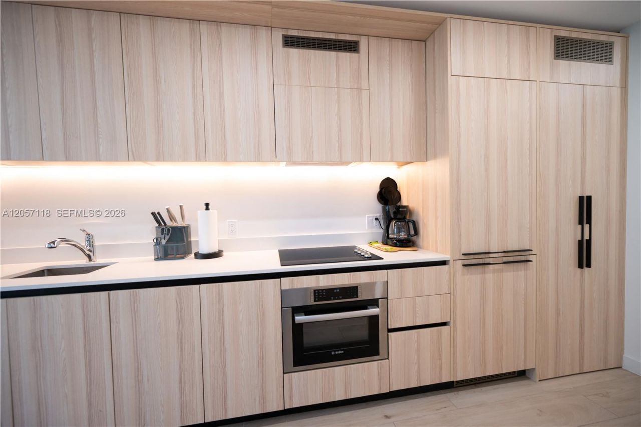 225 N Miami Ave, Unit 1505, Miami, FL 33128 Photo