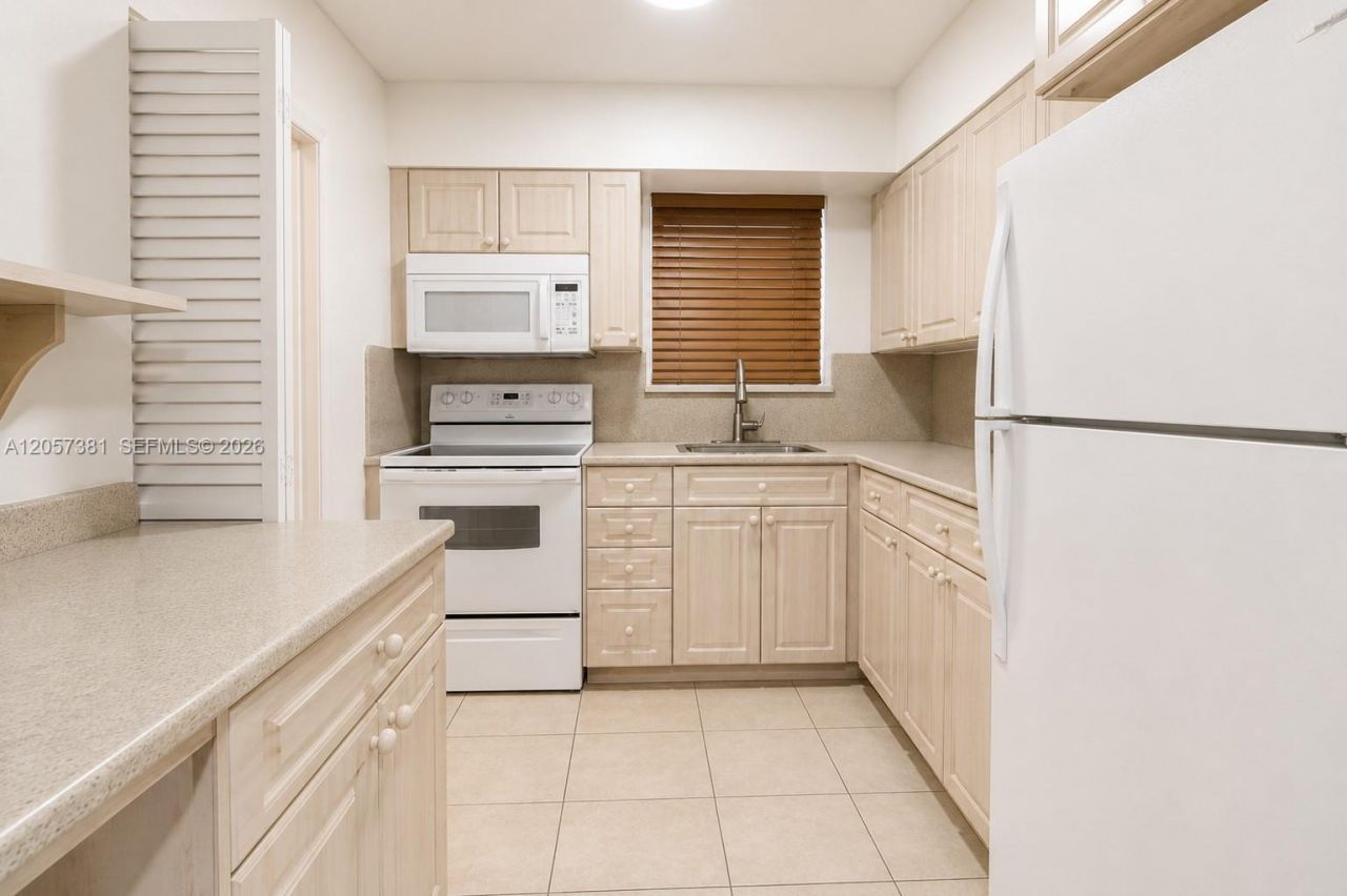 7120 Granada Blvd , Miramar, FL 33023 Photo
