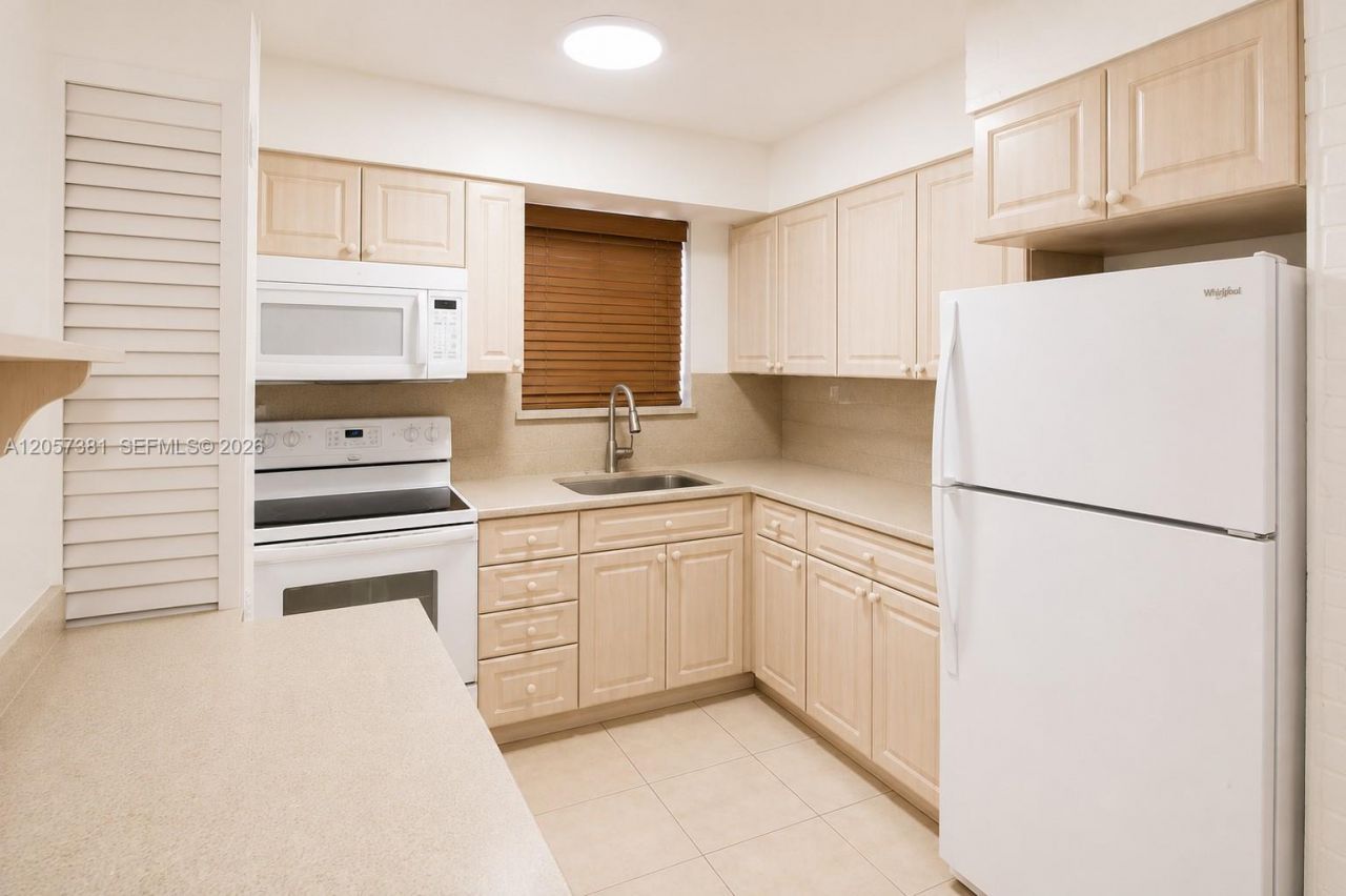 7120 Granada Blvd , Miramar, FL 33023 Photo