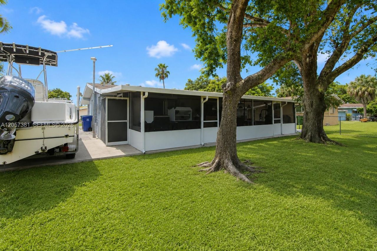 7120 Granada Blvd , Miramar, FL 33023 Photo