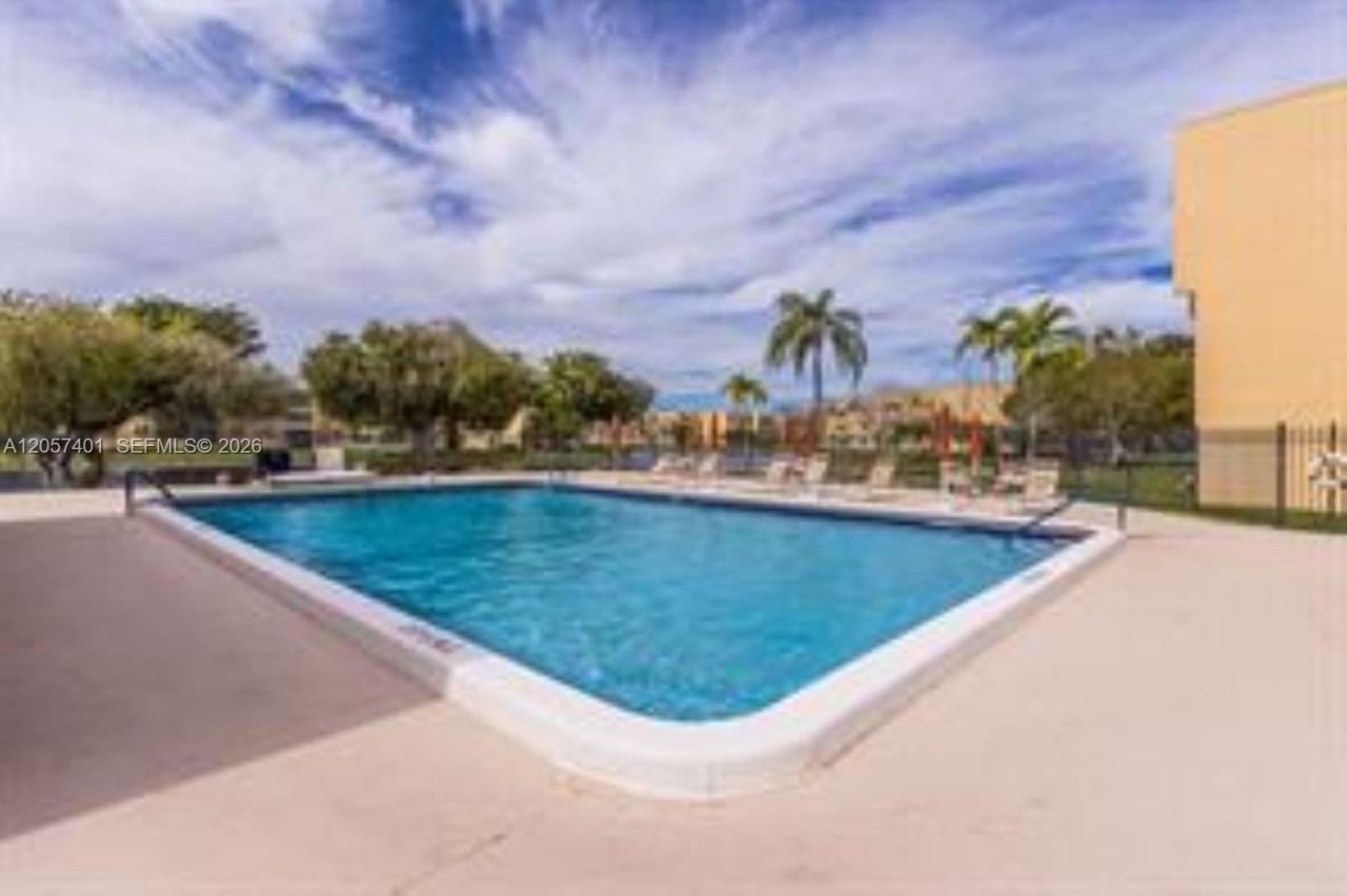 6090 NW 64th Ave , Unit 311, Tamarac, FL 33319 Photo