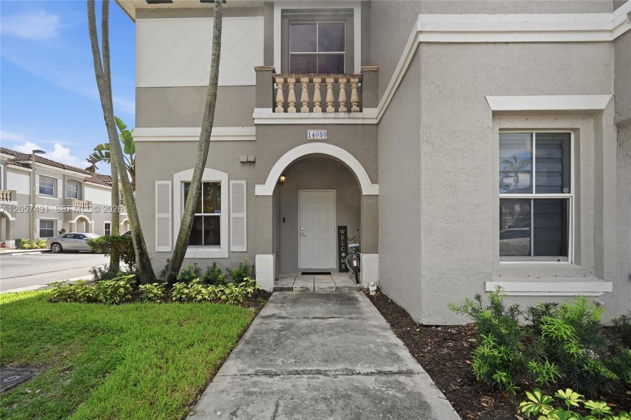 14030 SW 49th St , Unit 10, Miramar, FL 33027 Photo