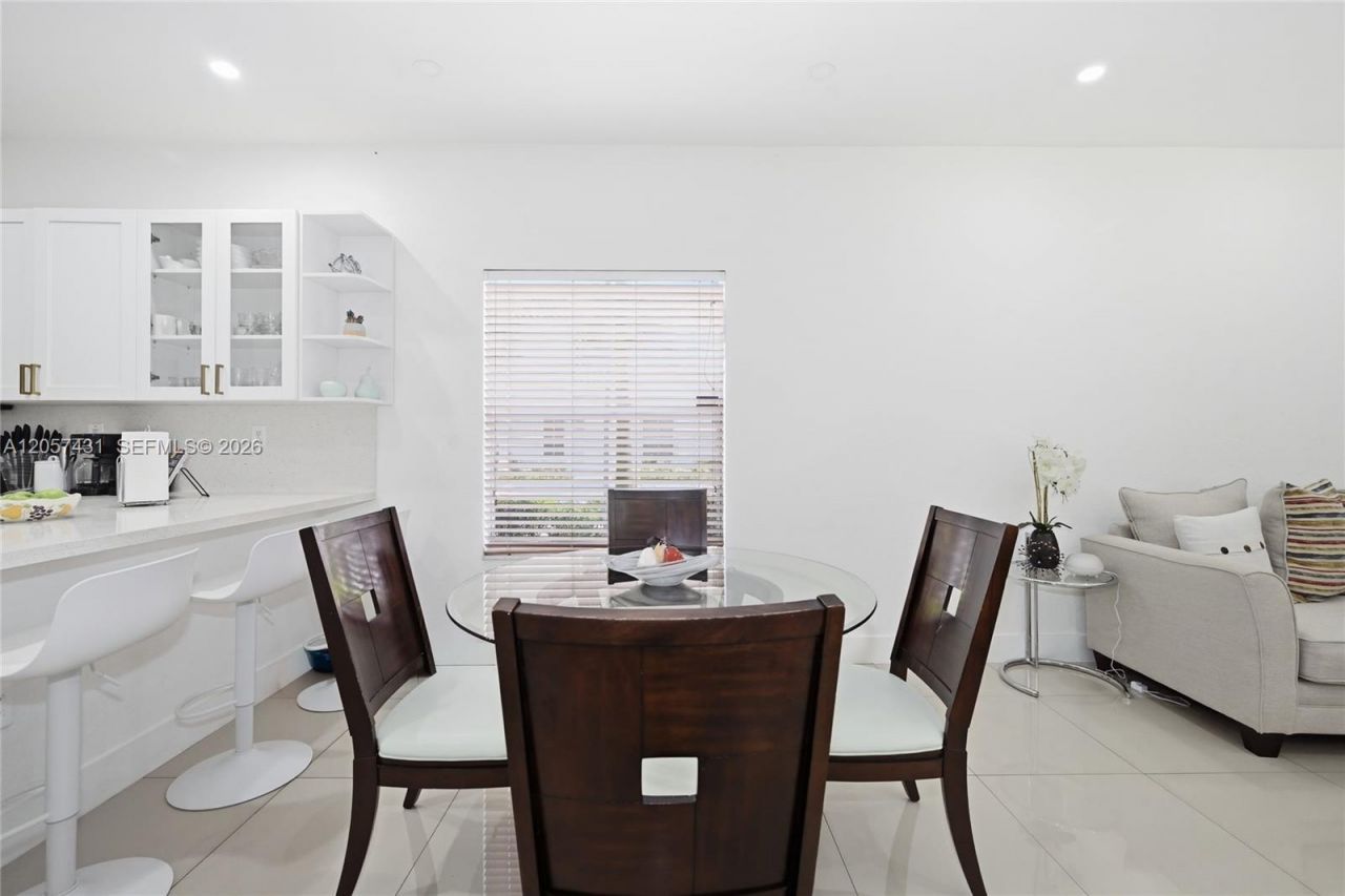 14030 SW 49th St , Unit 10, Miramar, FL 33027 Photo