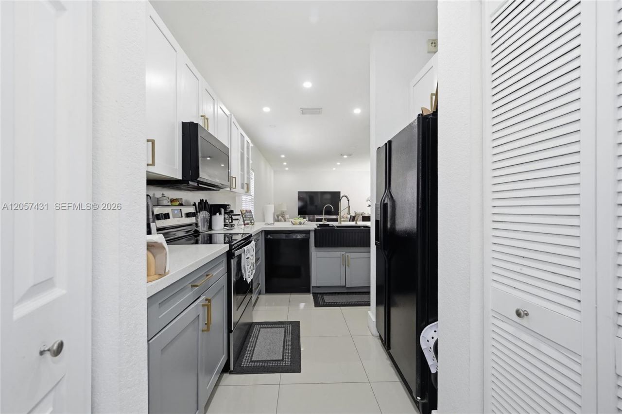 14030 SW 49th St , Unit 10, Miramar, FL 33027 Photo