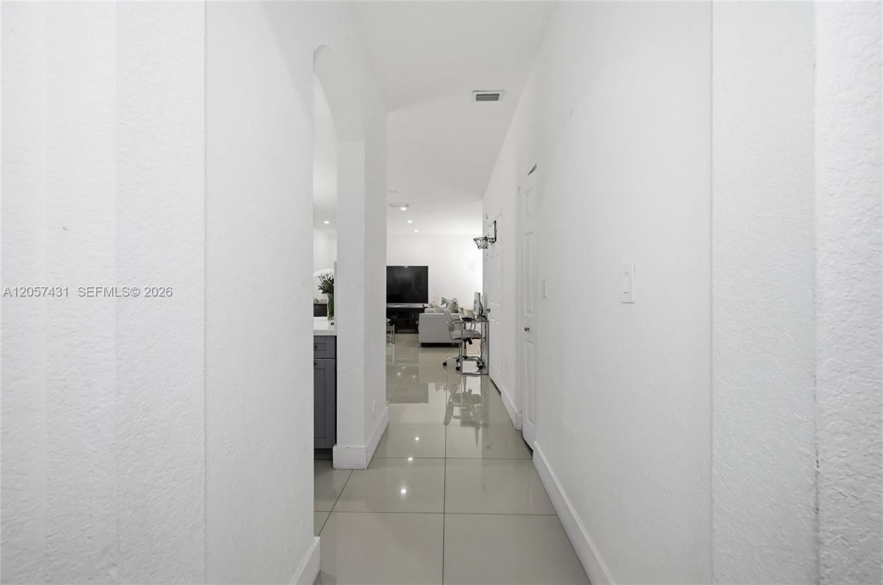 14030 SW 49th St , Unit 10, Miramar, FL 33027 Photo
