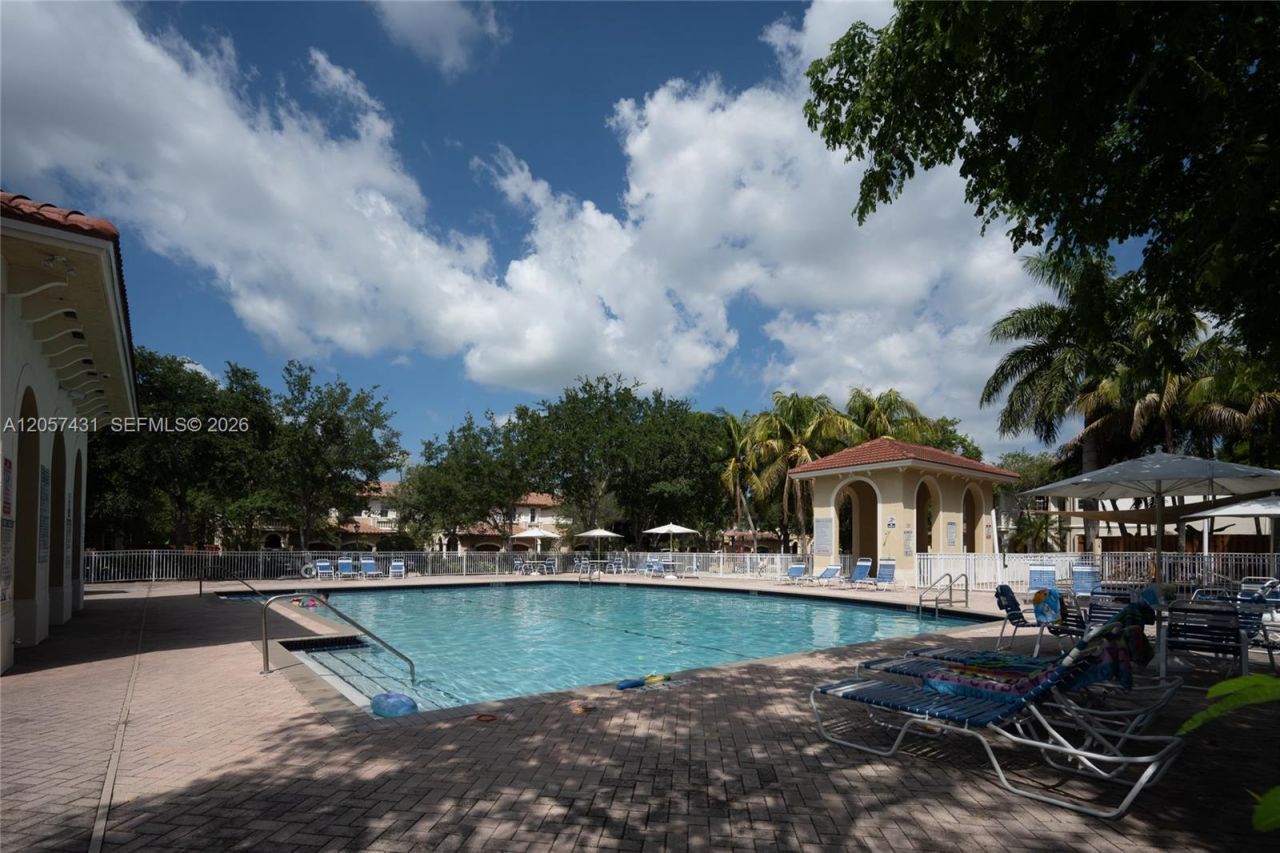 14030 SW 49th St , Unit 10, Miramar, FL 33027 Photo