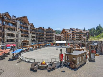 2000 North Village Drive, Unit #224, Truckee, CA 96161 Photo