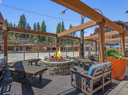 2000 North Village Drive, Unit #224, Truckee, CA 96161 Photo