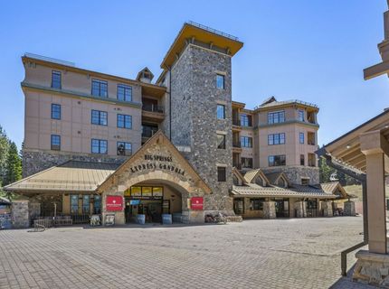 2000 North Village Drive, Unit #224, Truckee, CA 96161 Photo