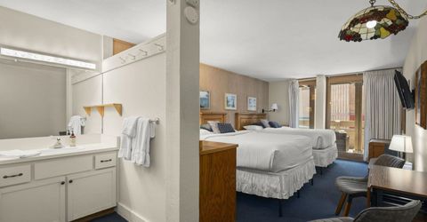 2000 North Village Drive, Unit #224, Truckee, CA 96161 Photo