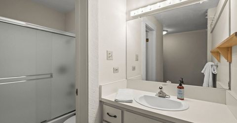2000 North Village Drive, Unit #224, Truckee, CA 96161 Photo